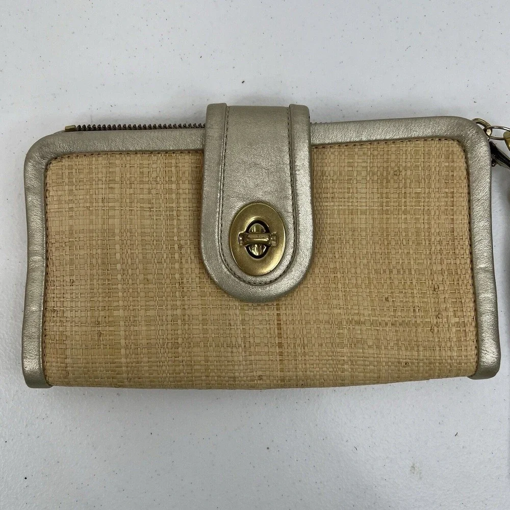 Coach Parker Natural Straw Leather Trim Clutch Wristlet Wallet Gold Turnlock